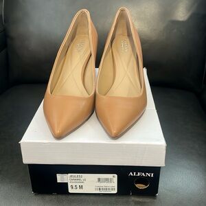 NEW-Alfani Womens Step N Flex Jeules Pumps Caramel - Medium